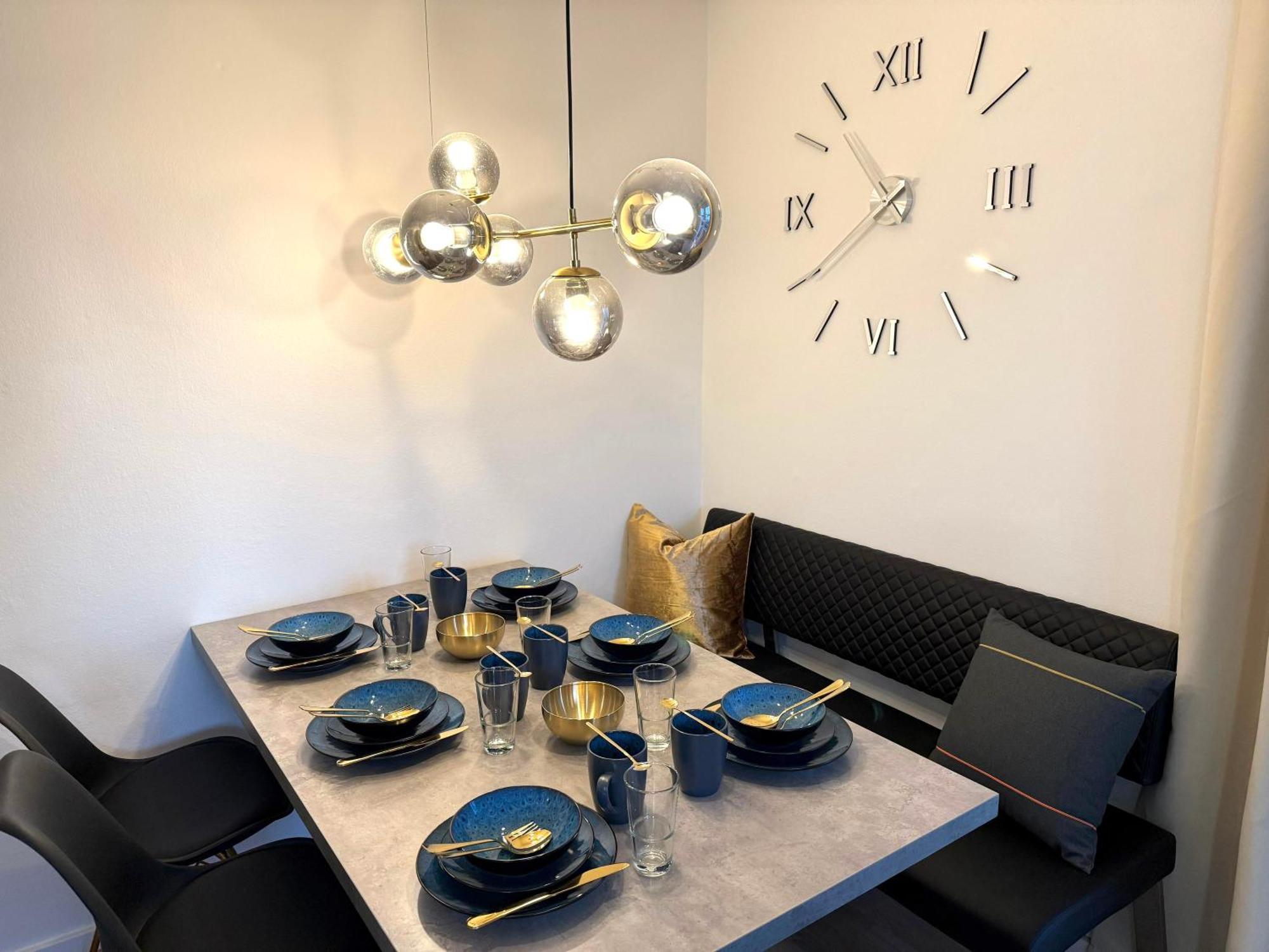 Yay - 65M2 Apartment Am Bahnhof - Smart Tv - Internet - Kaffee - Waschmaschine - Trockner Mühldorf Dış mekan fotoğraf