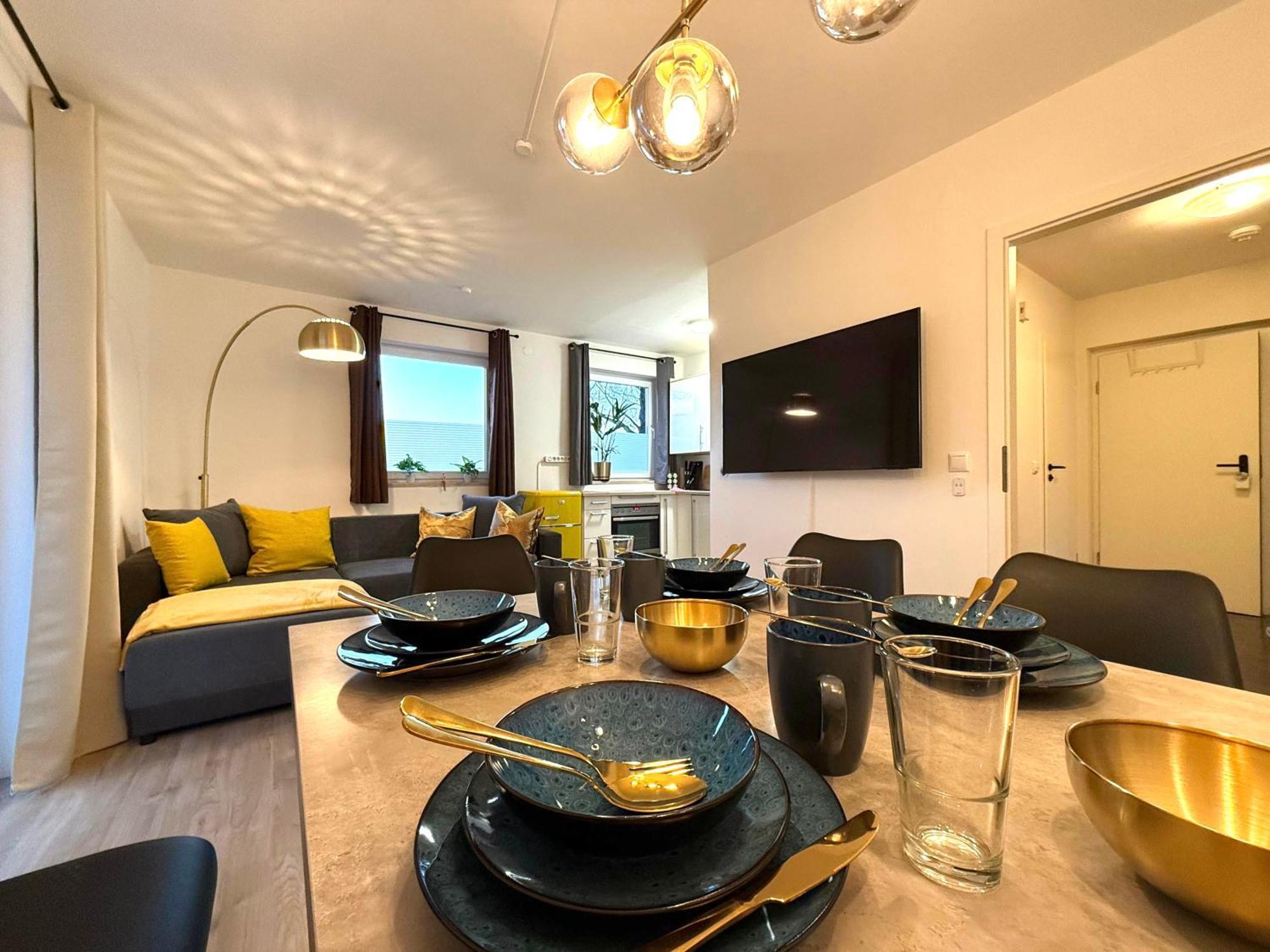 Yay - 65M2 Apartment Am Bahnhof - Smart Tv - Internet - Kaffee - Waschmaschine - Trockner Mühldorf Dış mekan fotoğraf