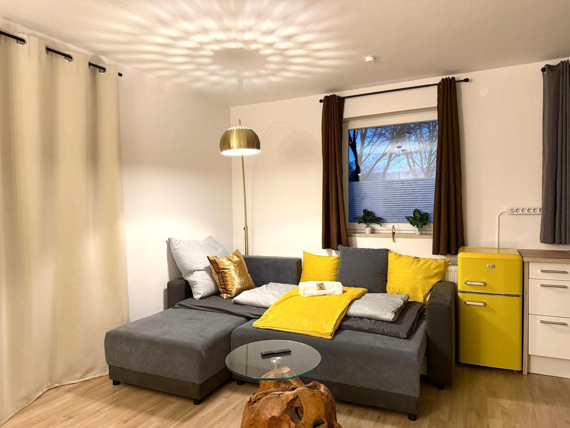 Yay - 65M2 Apartment Am Bahnhof - Smart Tv - Internet - Kaffee - Waschmaschine - Trockner Mühldorf Dış mekan fotoğraf